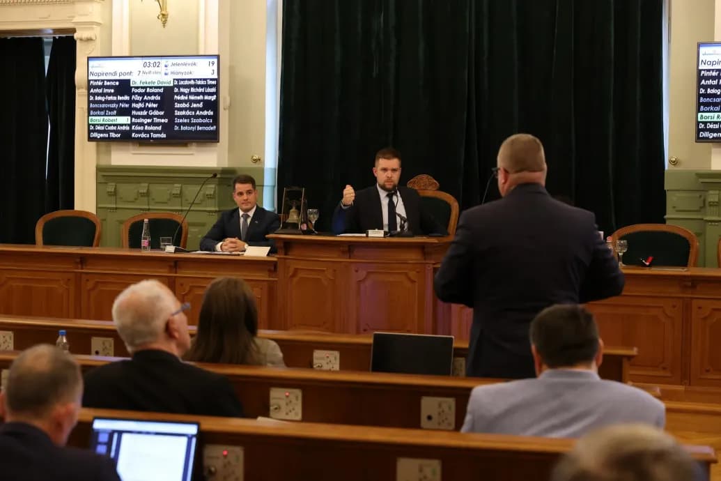 Több képviselő kilépett a győri Fideszből, új frakciót alapítottak a közgyűlésben
