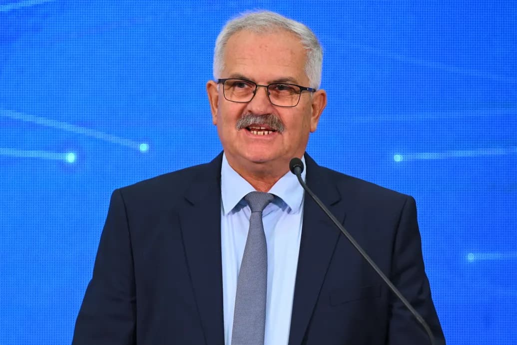 Folytatódik a büntetőeljárás a fideszes Simon Miklós ellen, miután a képviselői mandátumával együtt a mentelmi joga is megszűnt