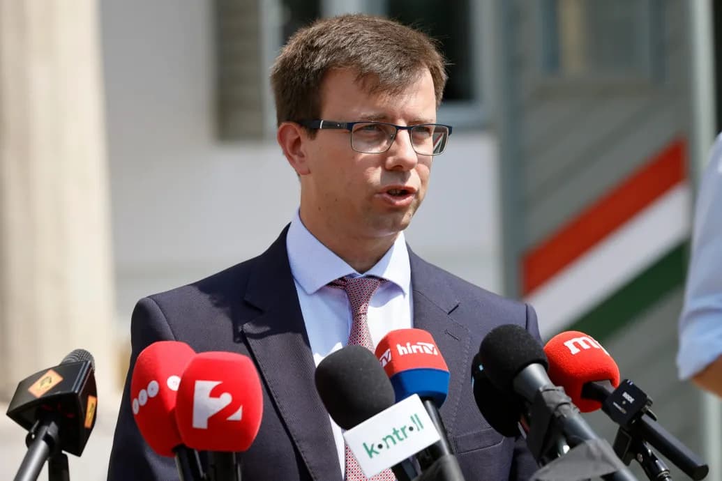 A Fidesz frakcióvezetője szerint Baka András addig lesz államfő, míg Magyar Péter egy kommenttel le nem váltja