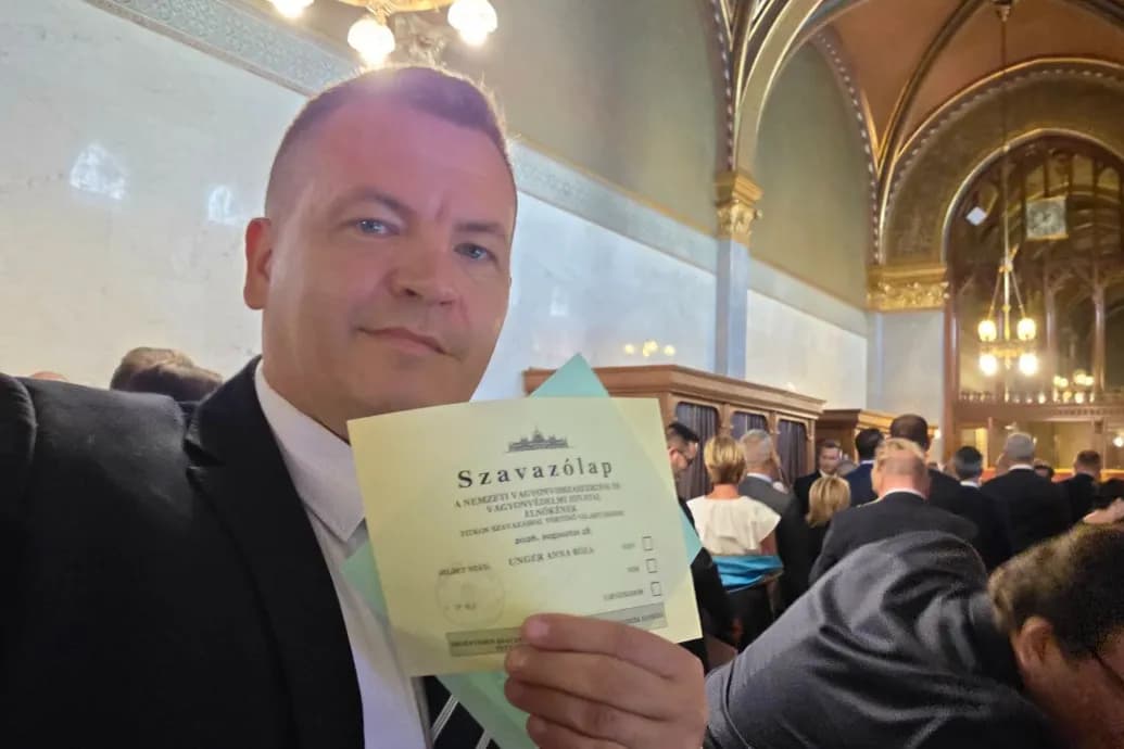 „Még a szökőkúthoz is kijött, hogy meghallgassa a beszédem! Te hős!” – üzente kritikusainak a Tisza képviselője