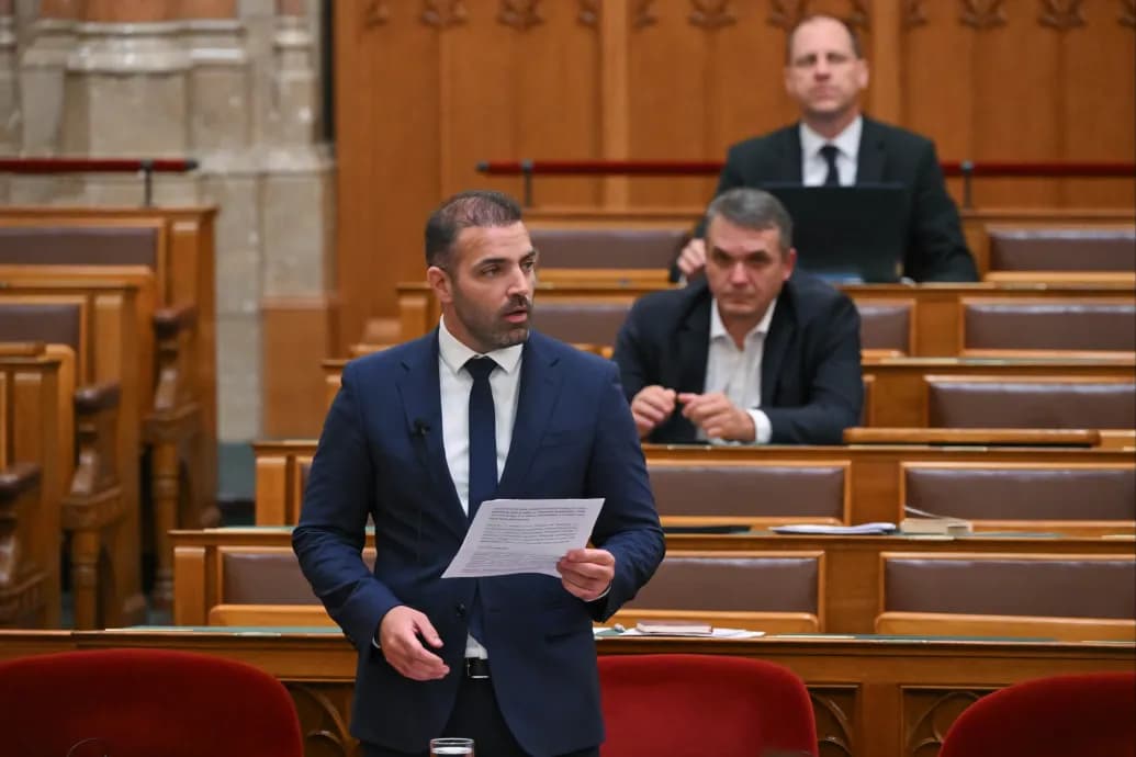 Beszólt Kapitány István távozó államtitkárának a tiszás Tárkányi Zsolt