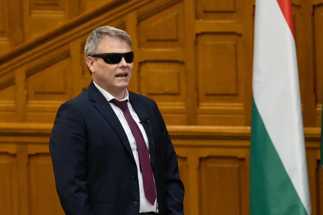 Feljelentést tett Kátai-Németh Vilmos, közpénzből is mehetett a kampány a fideszes Koncz Zsófia választókerületében
