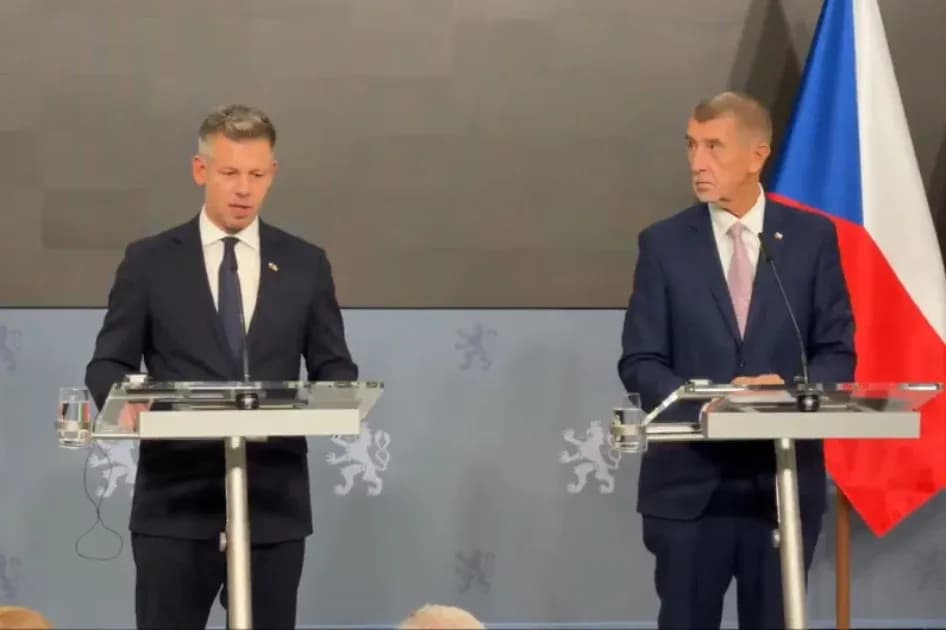 V4 gyorsvasút és energetikai projektek – sajtótájékoztatót tart Babiš és Magyar a prágai cseh-magyar kormányülés után