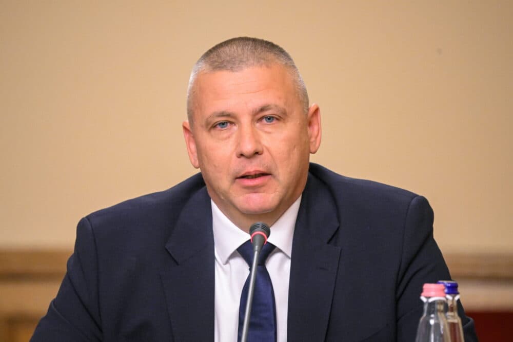A Tisza saját aktivistáját helyezi a Katonai Nemzetbiztonsági Szolgálat élére