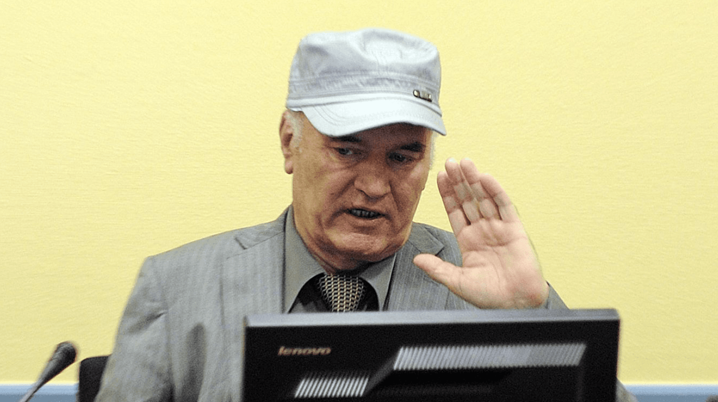 Meghalt Ratko Mladics, a „Balkán mészárosa”, aki ezrek kiirtásáért felelős
