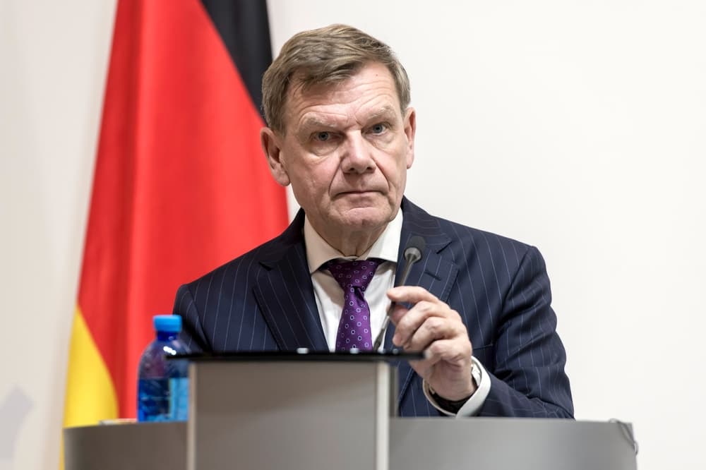 Lázadozik a német külügy: nem érkezik elég megrendelés Kijevtől