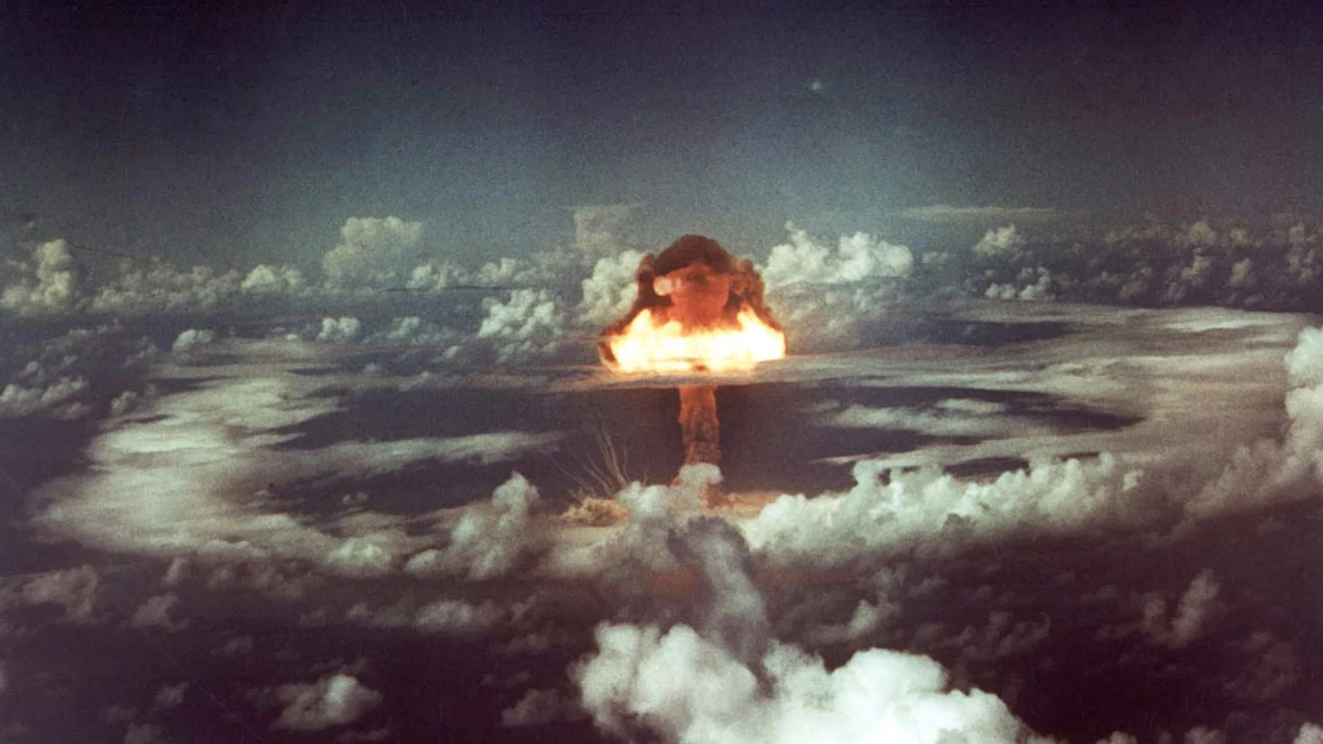 Atombombát robbantottak az űrben, még Hawaii fényei is kialudtak