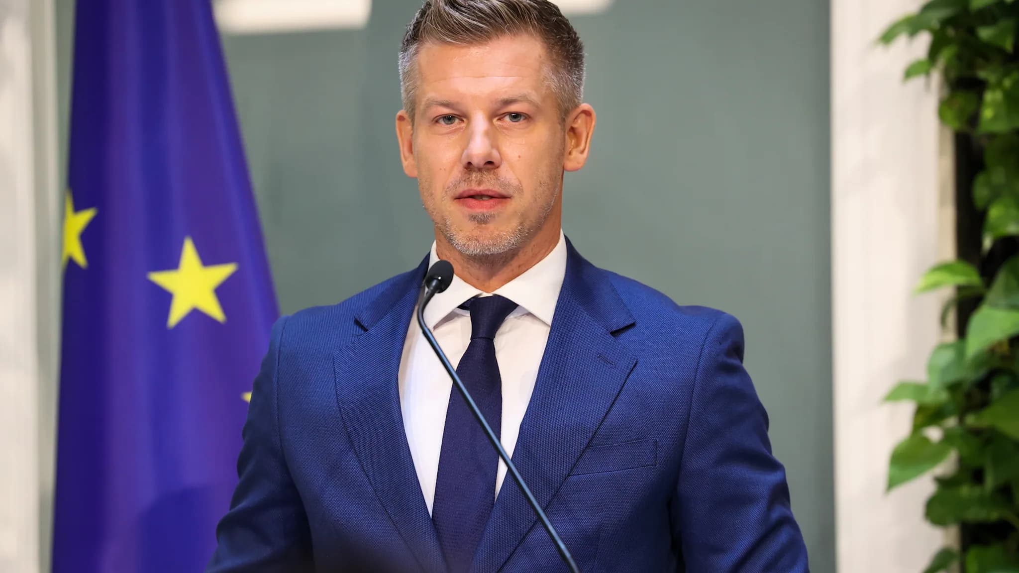 Magyar Péter: Már most ezermilliárdos vagyonokat sikerült visszaszerezni + VIDEÓ