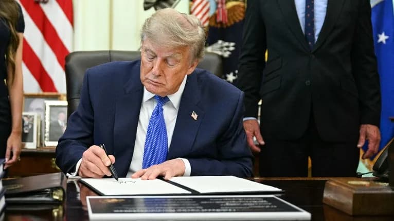 Több százezer tonna marhahús behozatalát jelentett be Donald Trump