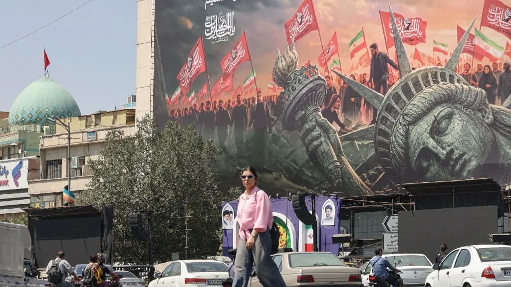 Trump már a háború végét emlegeti – de közben Irán egyik legérzékenyebb pontját fenyegeti
