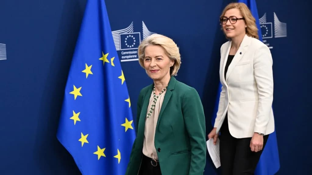 Egyeztetést kezdeményezett a mesterséges intelligencia fejlesztésének lassítására Ursula von der Leyen