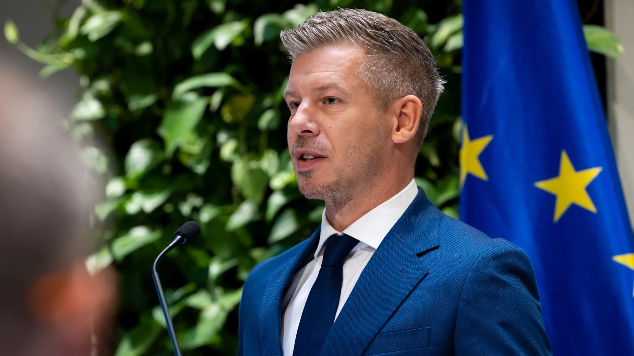 Magyar Péter: Emmanuel Macron Budapestre látogat