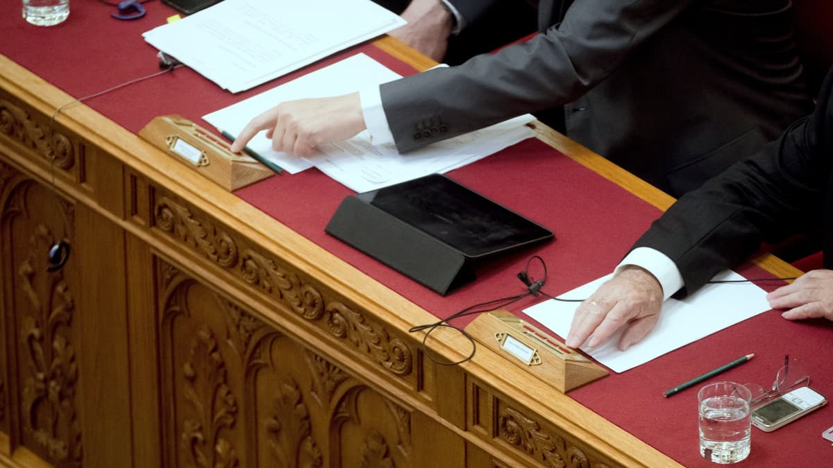 Elfogadták a gyermekvédelmi törvényt is – országgyűlési döntések, Magyar Péter máris reagált