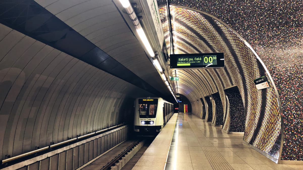 Majdnem egy hétig nem jár pesten a 4-es metró, nem lesz pótlóbusz