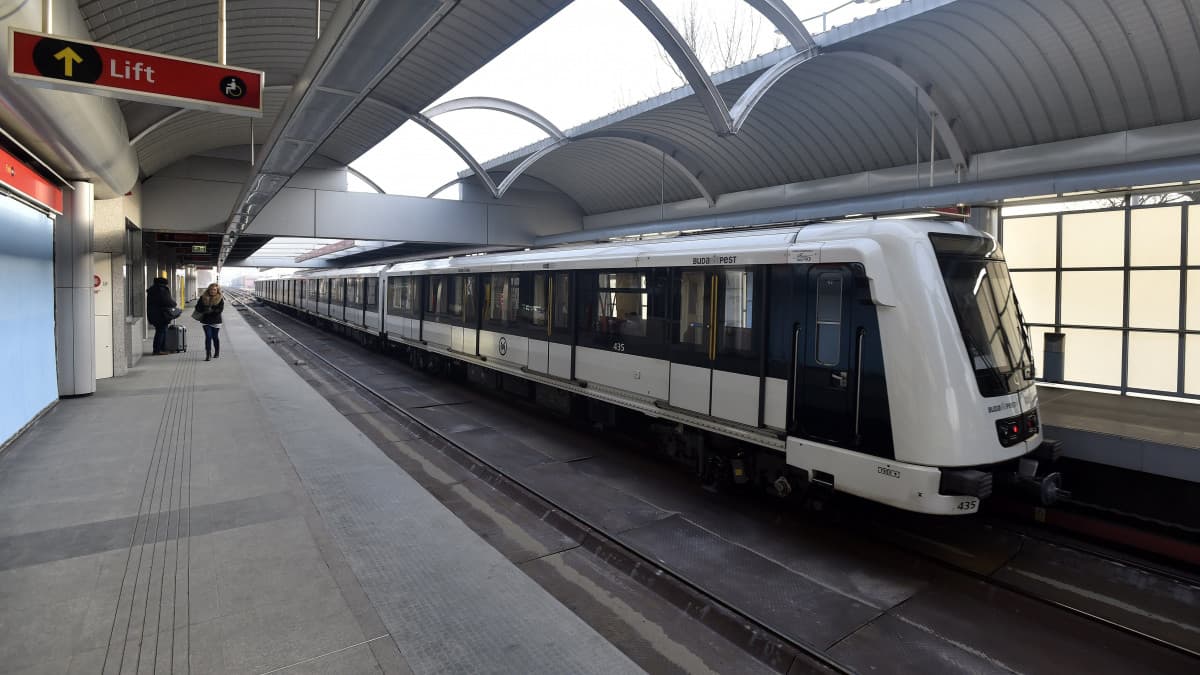 Érdemes észben tartani: másként közlekedik a 2-es metró