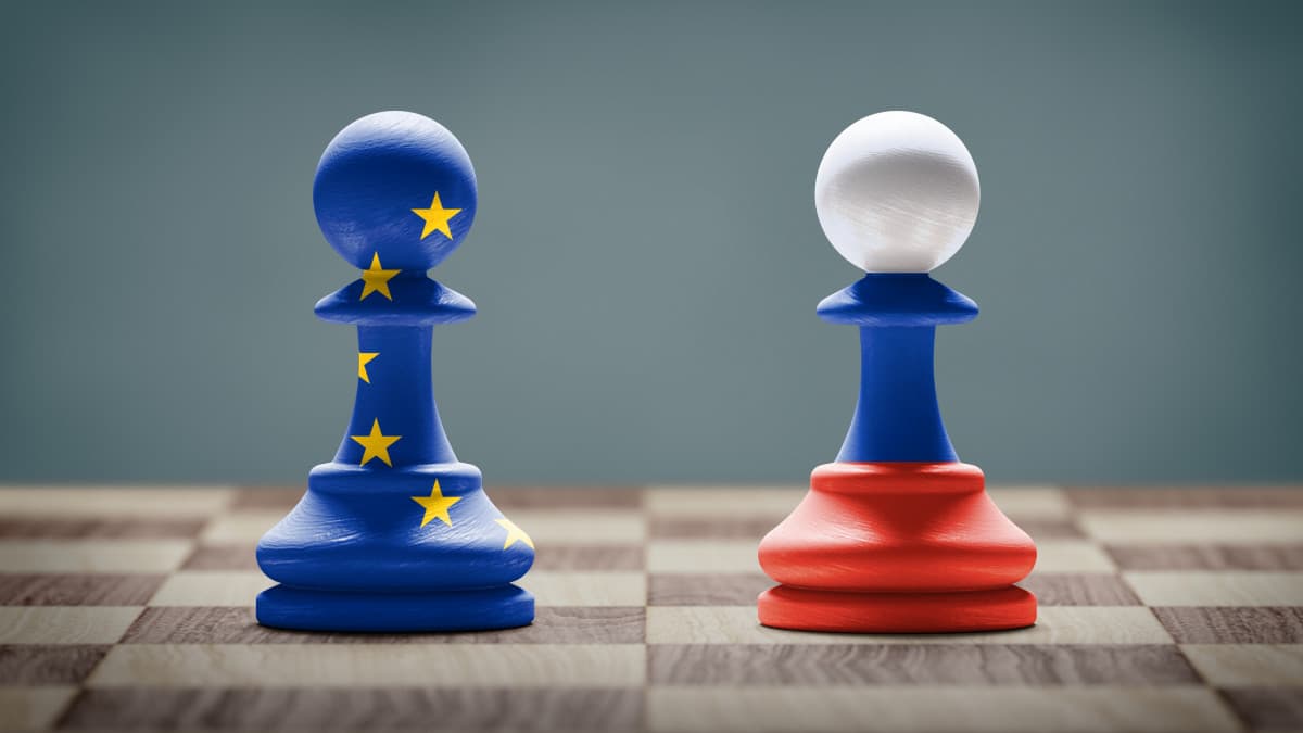 Az EU bekérette az orosz ügyvivőt