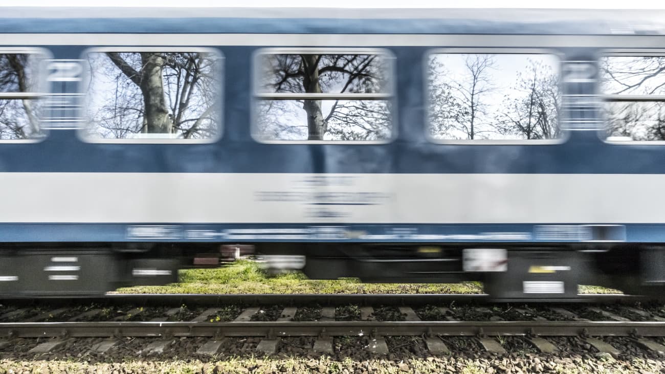 Több vonat közlekedését is érinti az óraátállítás