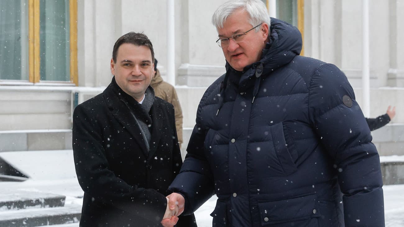 Csehország nem támogatja az orosz állampolgárok uniós vízumkorlátozását