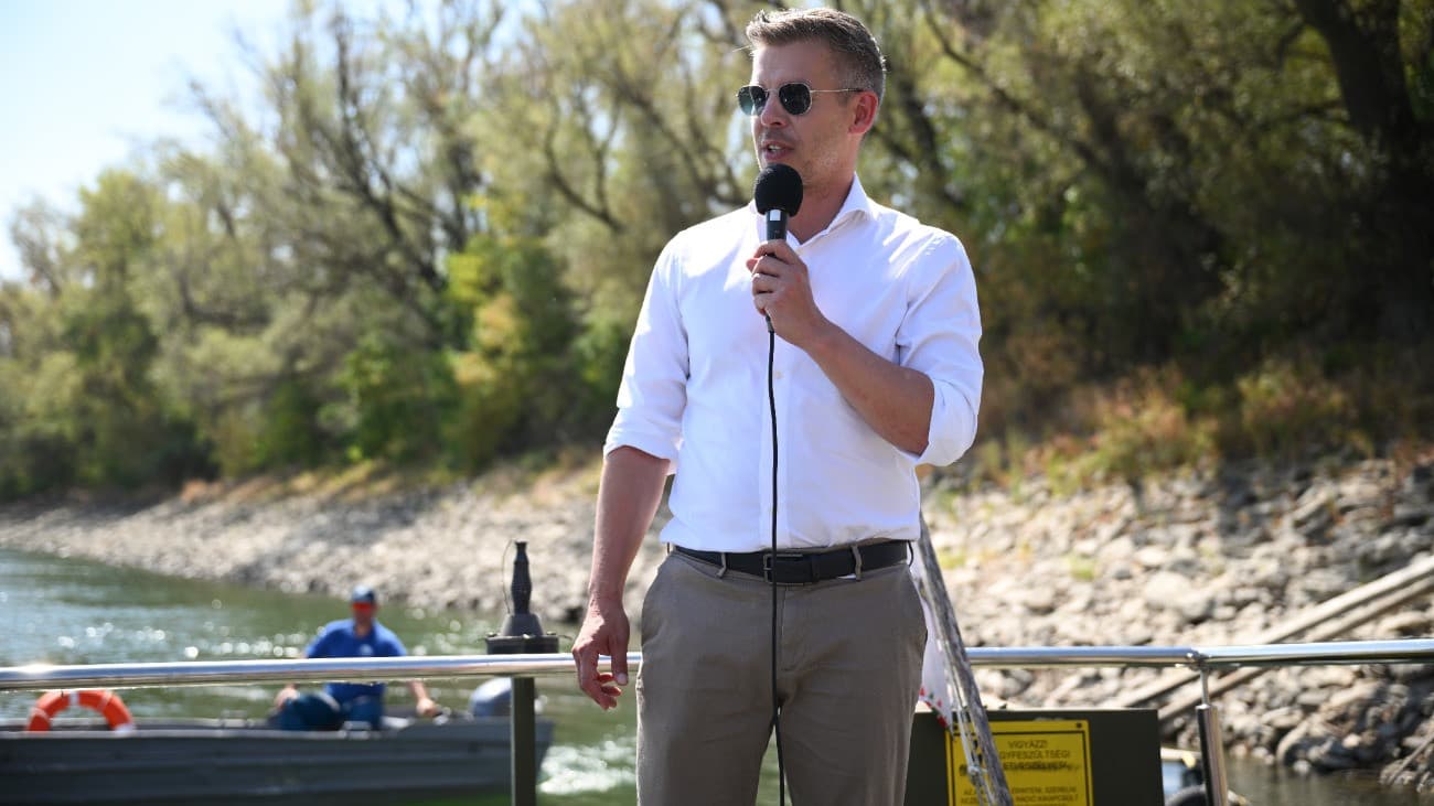Magyar Péter pánikkeltőkről posztolt