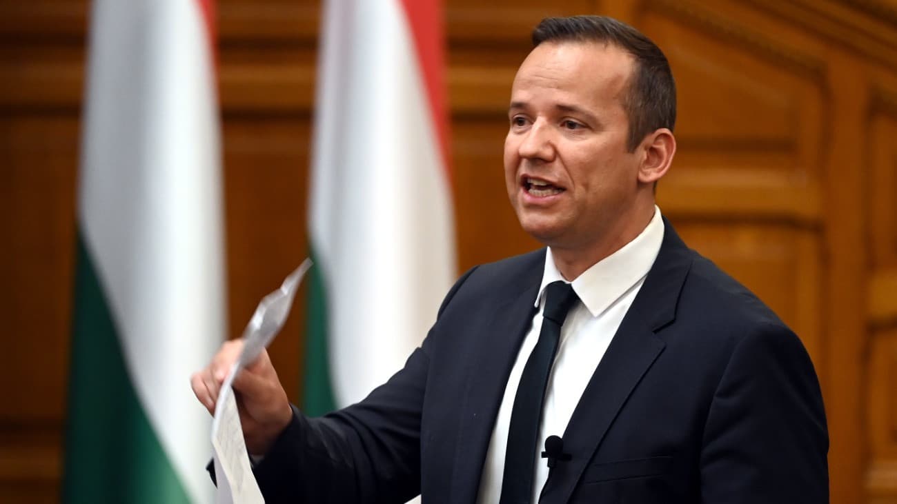 Toroczkai László sokallja a házelnöki szankciót, a kormányfőtől bocsánatkérést vár