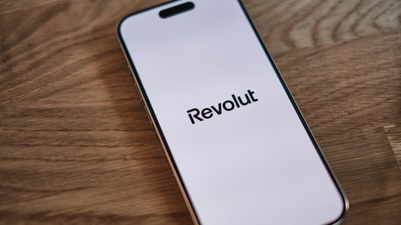 Bajba kerültek a Revolut felhasználói