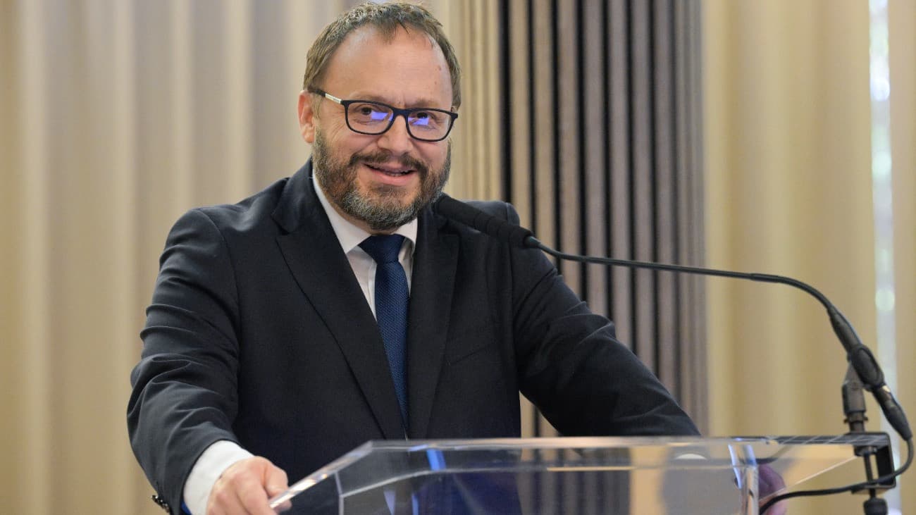 Kármán András pénzügyminiszter adatokkal reagált Orbán Viktor kötcsei beszédére