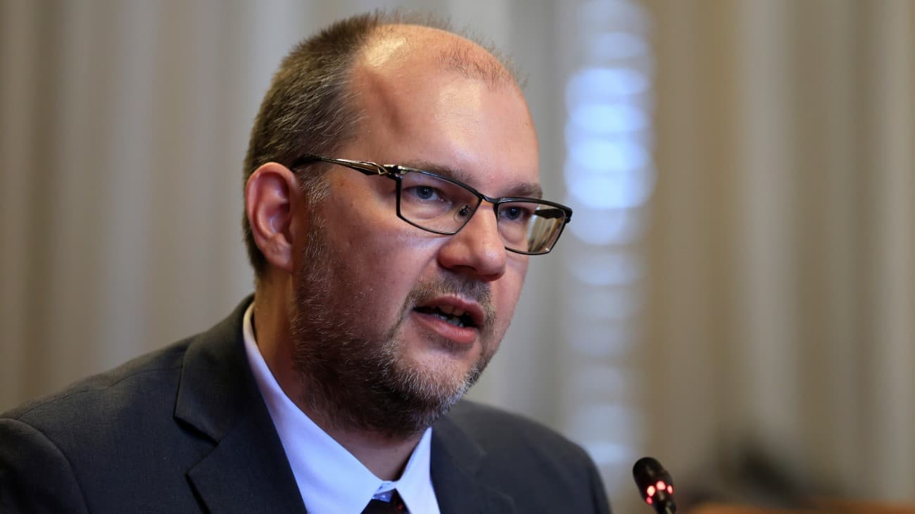 Hivatalba lépett az új NMHH-elnök