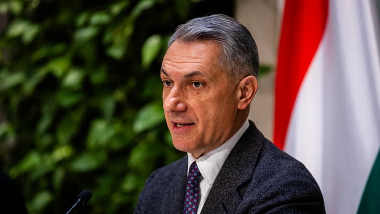 Kiderült, kivel találkozott Lázár János a rejtélyes zürichi útján