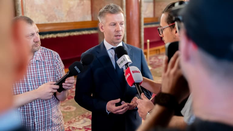 Magyar Péter megszólalt a Nemzeti Vagyonvisszaszerzési és Vagyonvédelmi Hivatal vezetőnek megválasztásáról