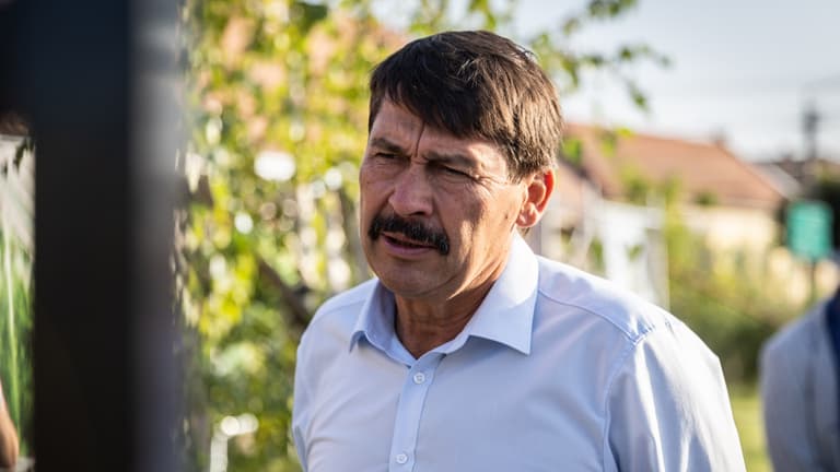Perre megy Áder János alapítványa, miután Magyar Péter bejelentette, hogy megszűnik a Kék Bolygó Alapítvány