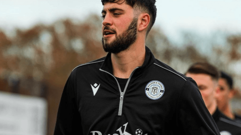 Egész Magyarországon felfigyeltek az angol futballistára, akit Rohat Matyarnak hívnak