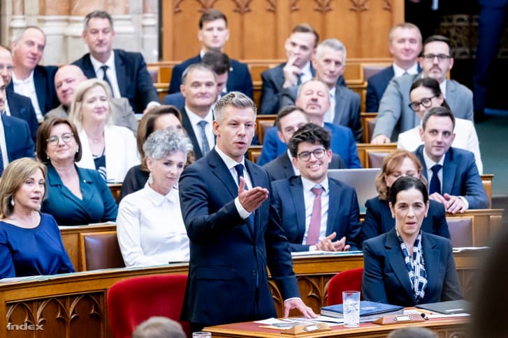 „Ha lehet, tisztelje meg azzal Karsai Dánielt, hogy önök a KDNP-ben és a Fideszben nem veszik a szájukra a nevét”