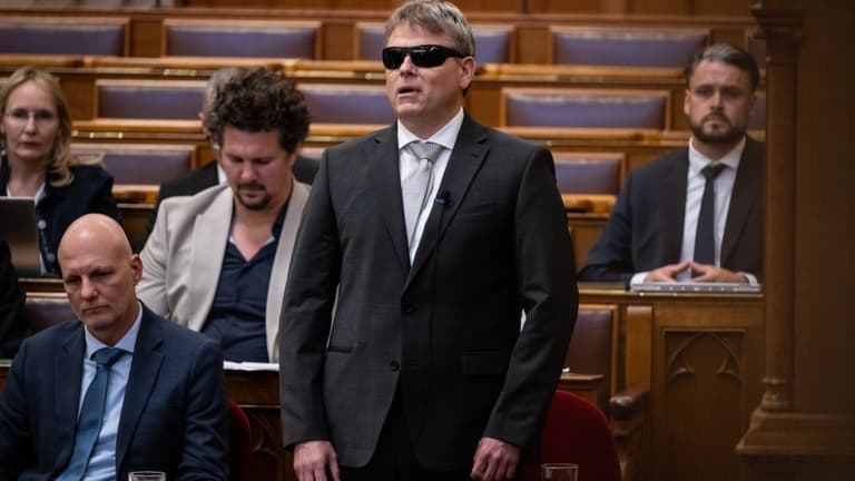 Évek óta állnak a Fidesz által berendelt mérgező kínai kazánok a magyar gyermekotthonok udvarán