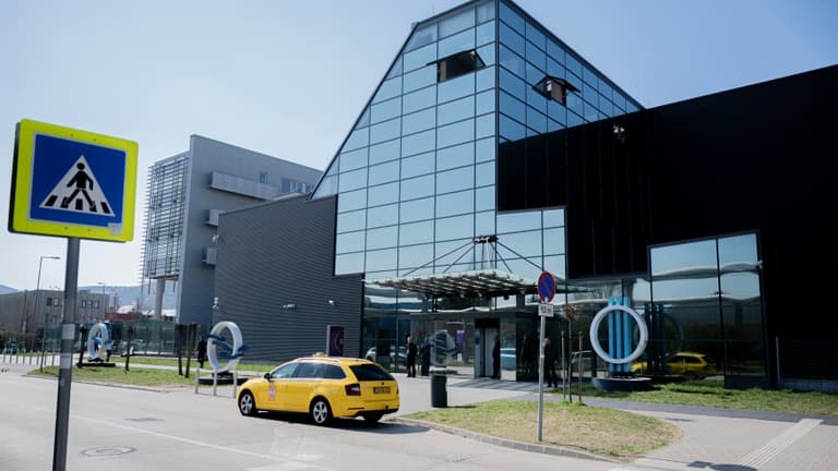 Kommentben torpedózta meg Magyar Péter az M1 új arcainak kinevezését, szinte azonnal visszakoztak