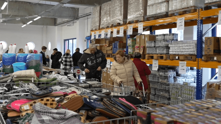 Csupán kilenc hónap után bezárja az orosz Mere az egyetlen magyar üzletét