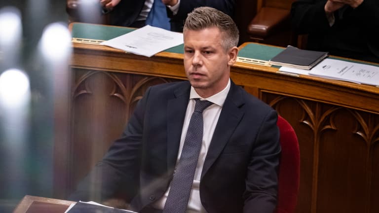 „Uncsi” – Magyar Péter kommentben ment neki a 444-nek, a Telexnek és Török Gábornak