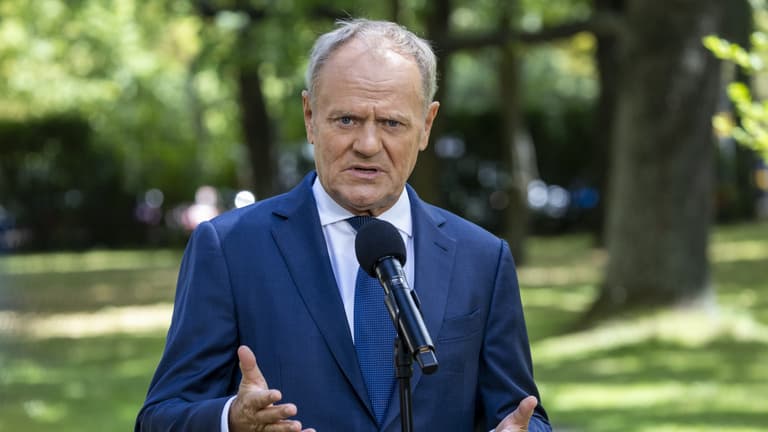 Magyar Pétert felhívta Donald Tusk az M3-as tragédia után, különrepülőt küldenek Magyarországra