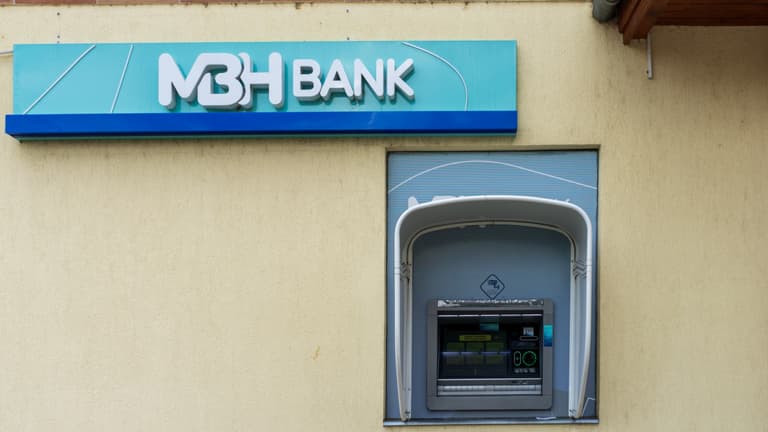 Magyar Péter felszólította az MBH bankot, folytassa az ösztöndíjprogramot