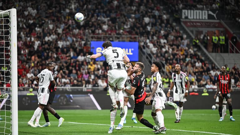 Botrányok és vezetői töketlenkedések után újra a Juventusról szólhat az európai foci