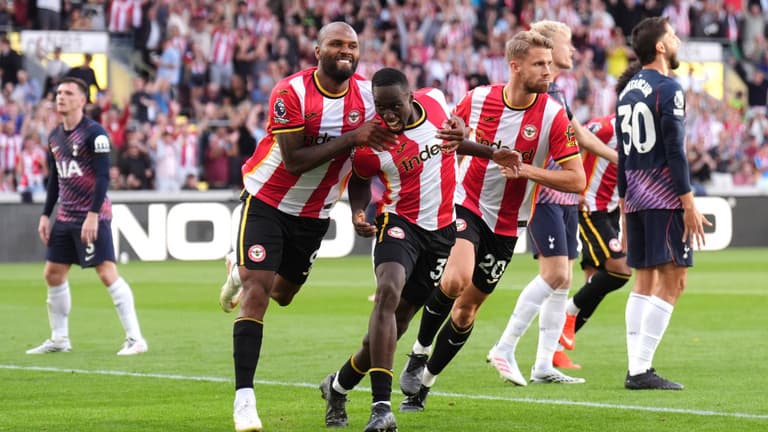 Hiába költött el 300 millió eurót a Tottenham, simán kikapott szezonbeli első meccsén