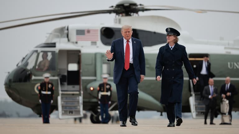 Újabb országra vetett szemet Trump, óráról órára súlyosbodik a helyzet