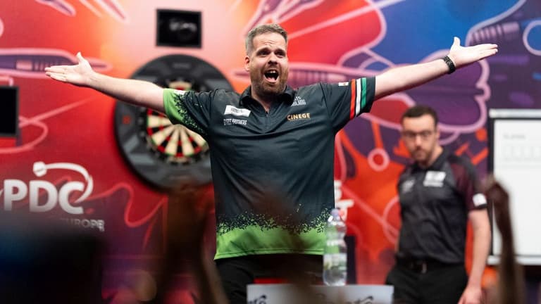Visszatért a darts Budapestre, két magyart is ünnepelhetett az MVM Dome népe
