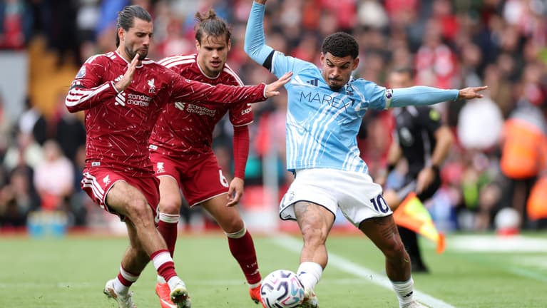Második bajnokiját sem nyerte meg a Liverpool, hazai pályán vesztett pontokat a Forest ellen
