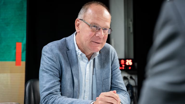 Navracsics Tibor: Én vállalom a felelősséget az elmúlt 16 évért, de Magyar Péternek is vállalnia kellene