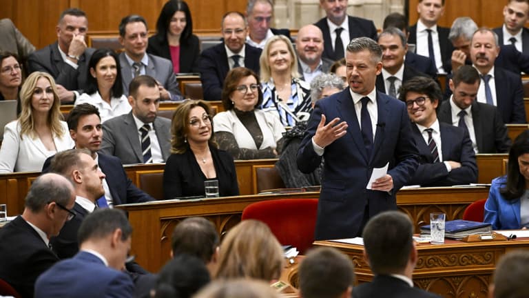 Csökkentették Magyar Péter fizetését, vége a vármegyéknek és a főispánoknak