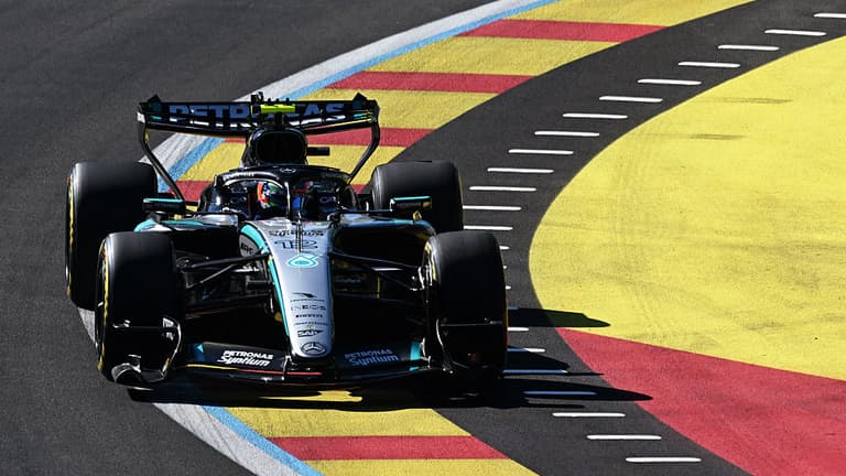 Hamilton összetörte a Ferrarit, a madridi falak között továbbra is Antonelli az úr