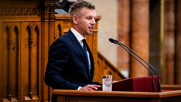 Magyar Péter szerint nulla forint jut propagandára, Bóka János szerint az átverés költségvetése a 2027-es büdzsé