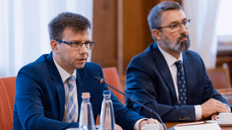 A Fidesz és a Mi Hazánk is tárgyalt a Velencei Bizottsággal