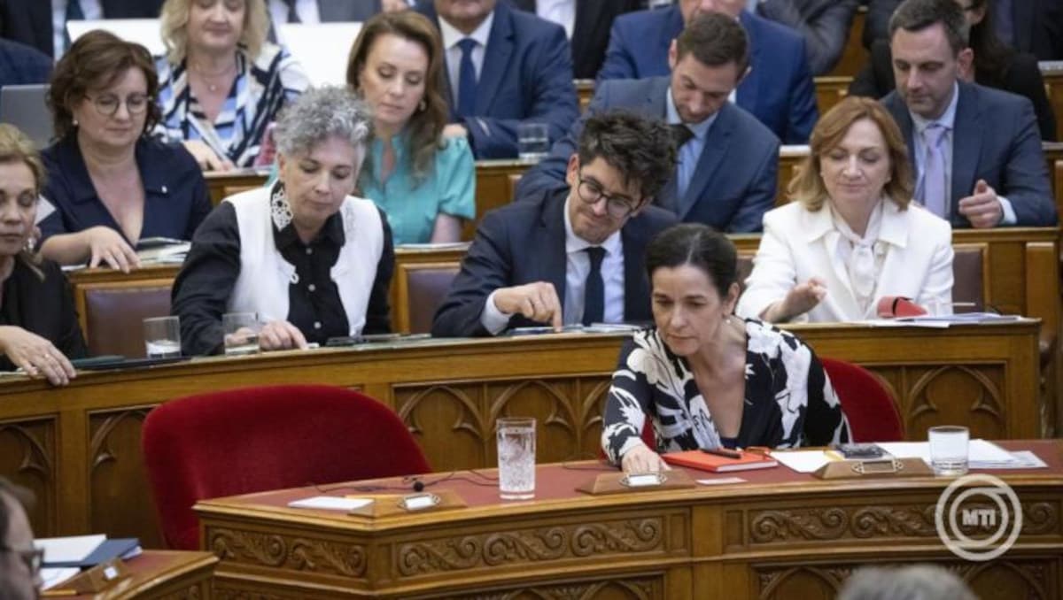 Folytatódik a közmédia átalakítása