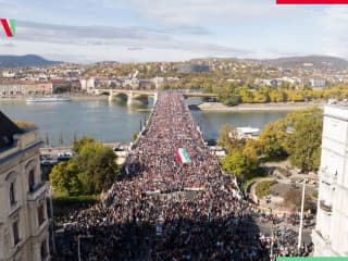 Senki ne induljon majd el, pálfordulás a Békemenetben